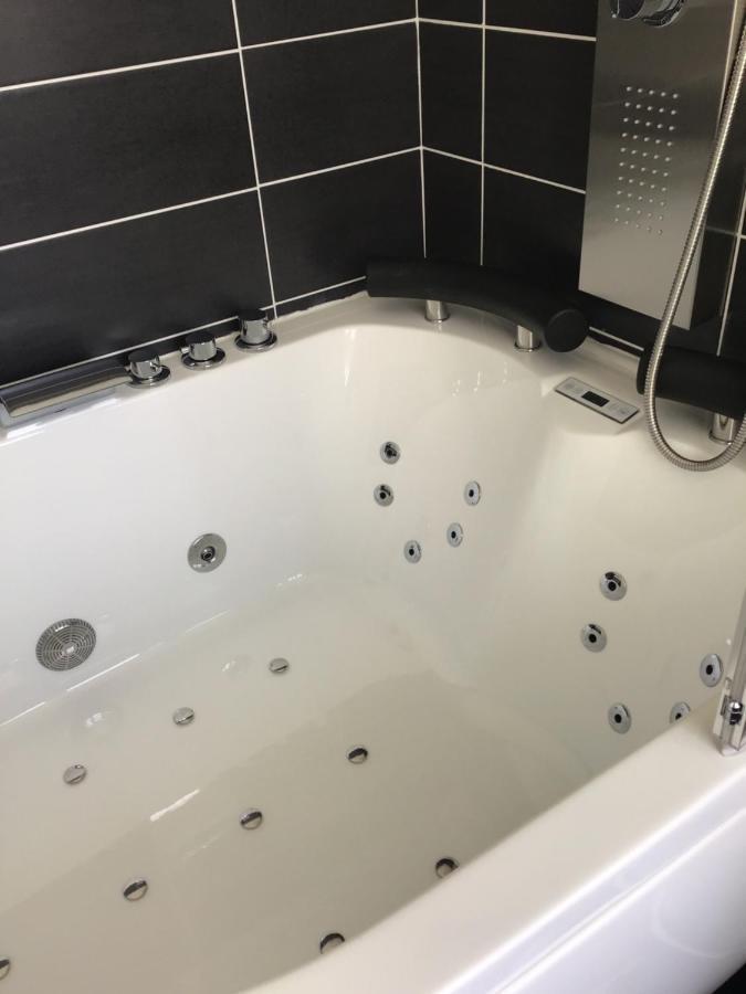 Les Appartements D'Au Coin Du Spa Boulogne-sur-Mer Esterno foto
